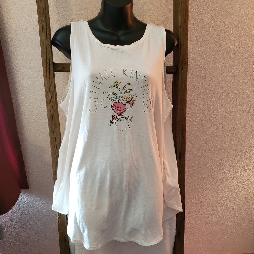 ⚡3 for $15. Tunic Tank